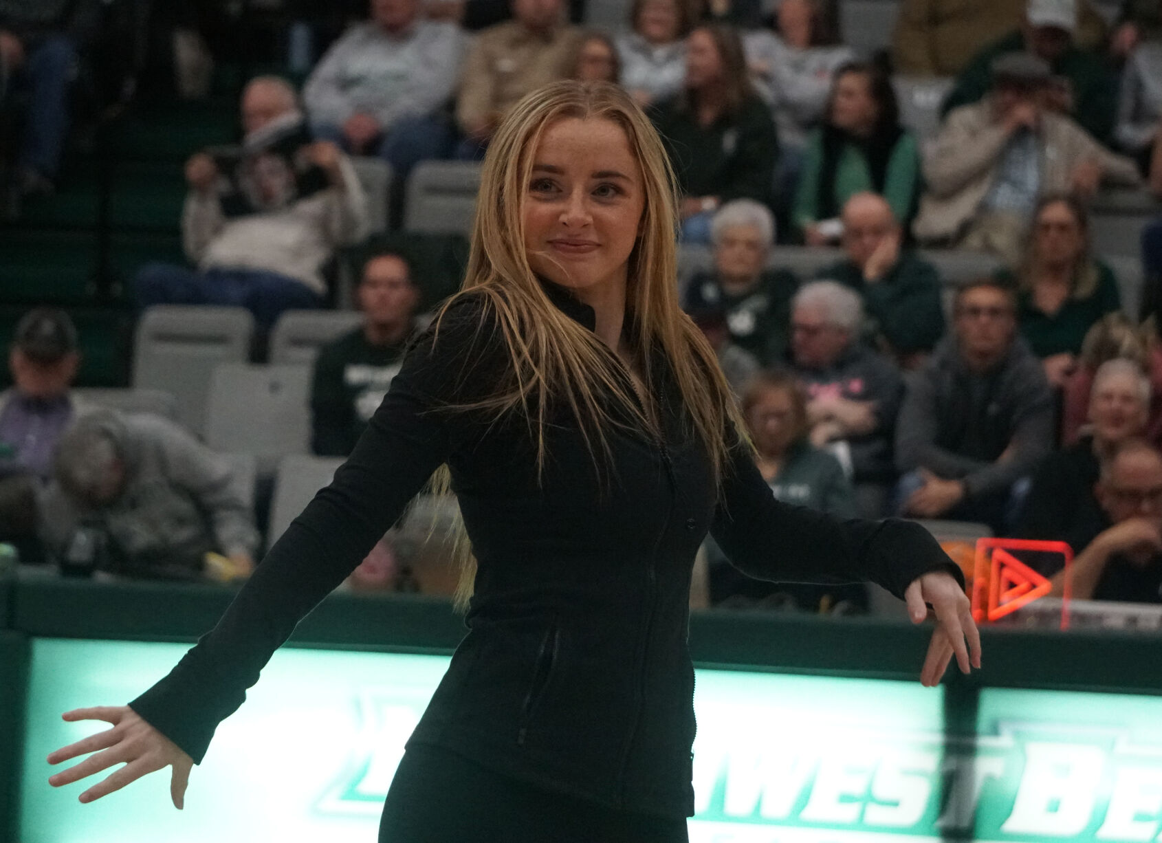 22-11-24 NWMBB Steppers7.jpg